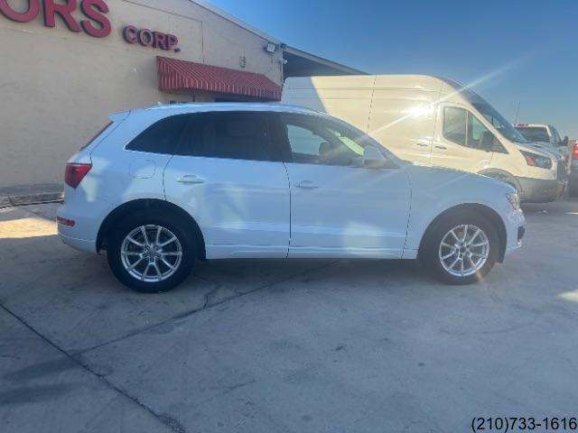 2012 Audi Q5 2.0T Premium photo 4