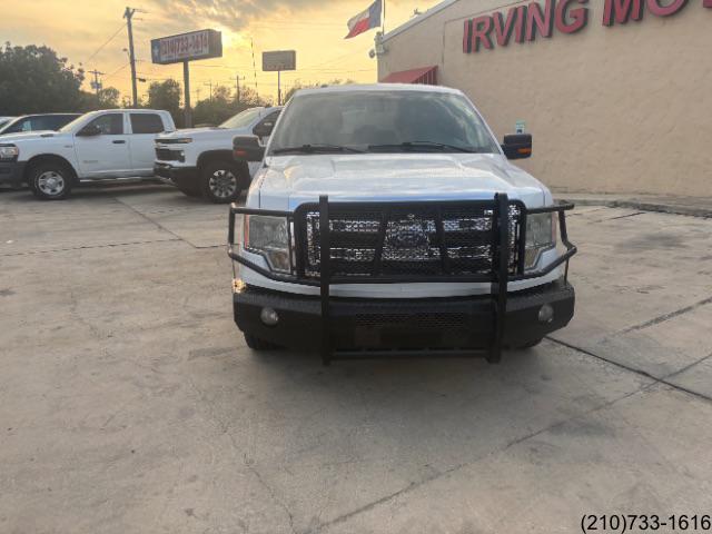 2013 Ford F-150 XLT photo 2