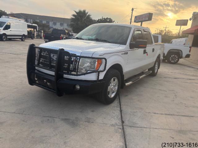 2013 Ford F-150 XLT photo 3