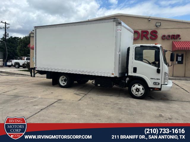 2022 Isuzu NPR-HD's photo