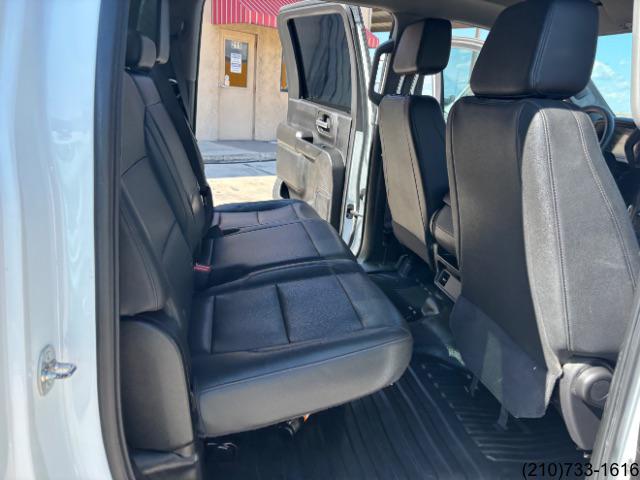 Chevrolet Silverado photo 28