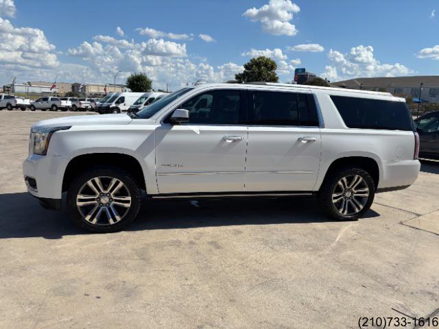 GMC Yukon XL photo 4