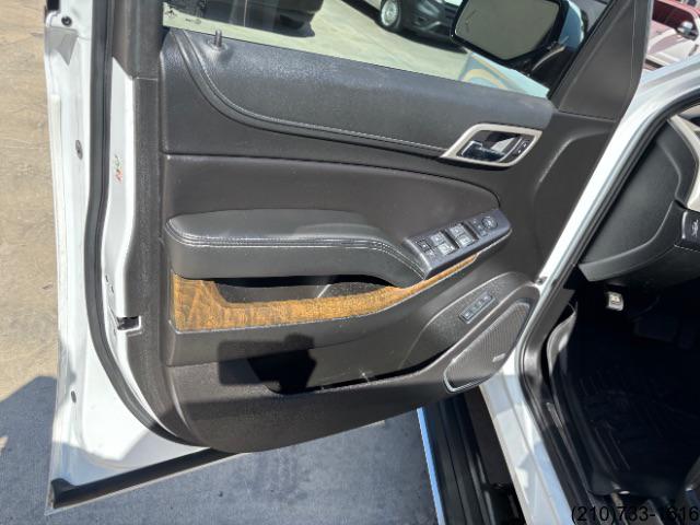 GMC Yukon XL photo 15