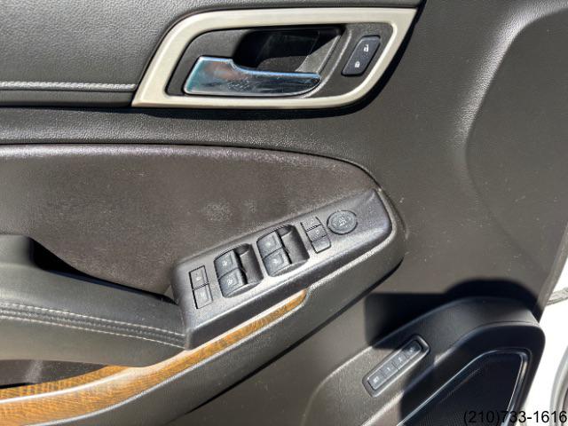 GMC Yukon XL photo 16