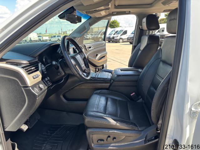 GMC Yukon XL photo 17