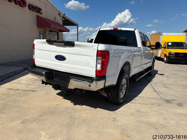 Ford F-250 photo 7