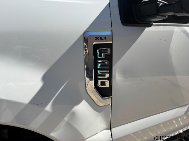 Ford F-250 photo 12