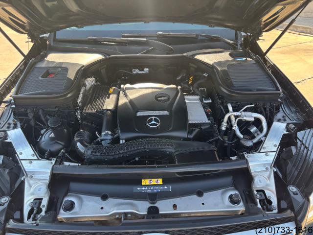 Mercedes-Benz GLC photo 3