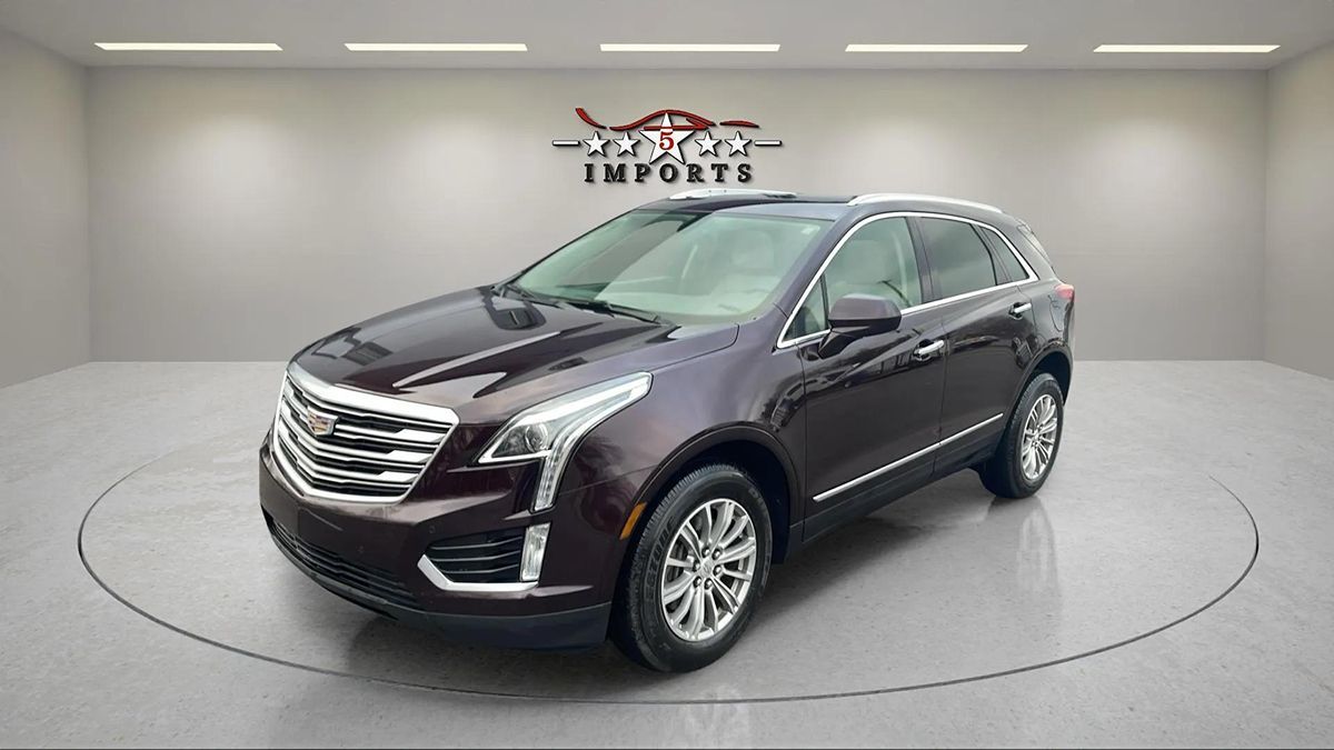 2018 Cadillac XT5 Luxury photo 2