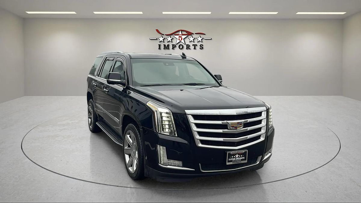 2016 Cadillac Escalade Luxury photo 11