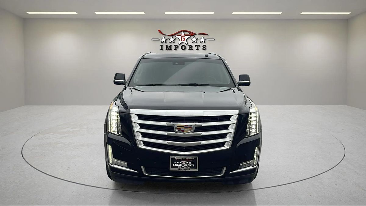 2016 Cadillac Escalade Luxury photo 12