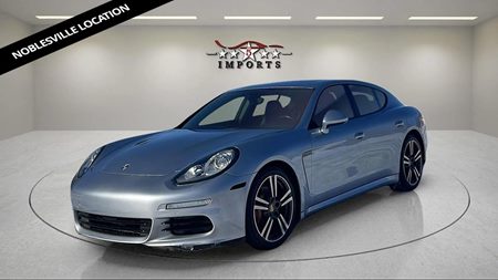 2016 Porsche Panamera 4