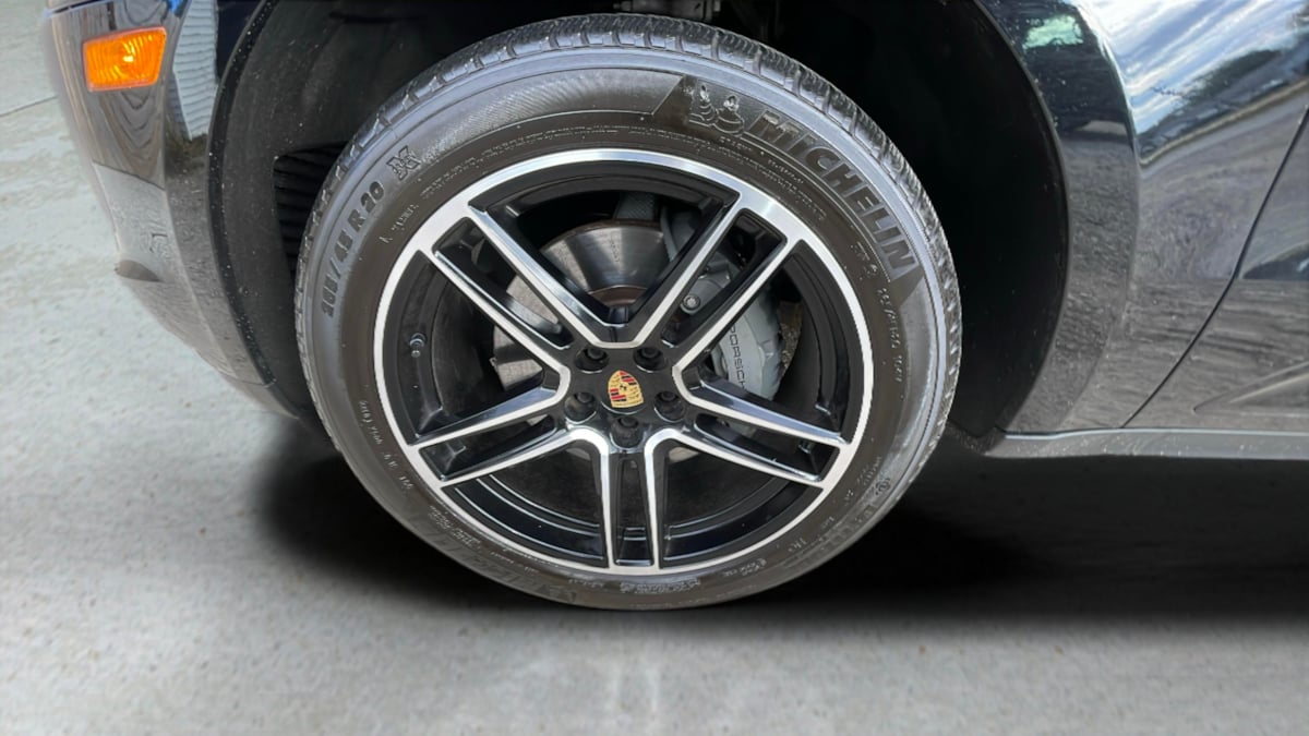 2021 Porsche Macan S - Photo 19