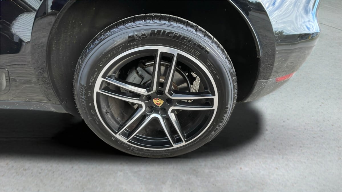 2021 Porsche Macan S - Photo 20