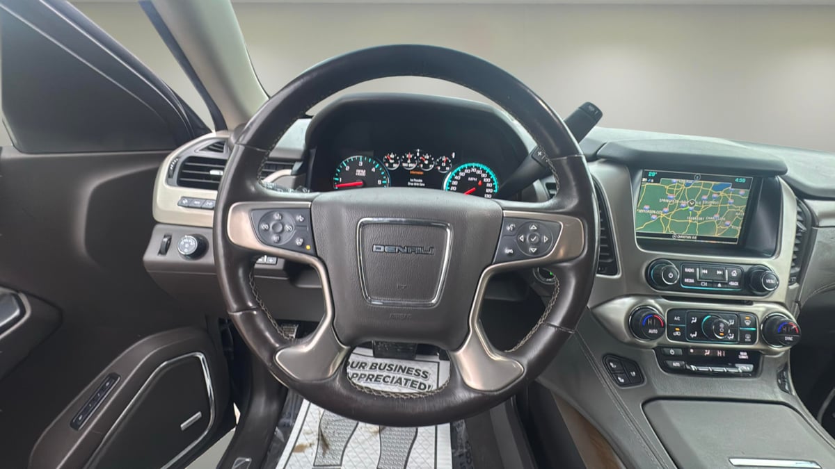 2019 GMC Yukon Denali - Photo 11