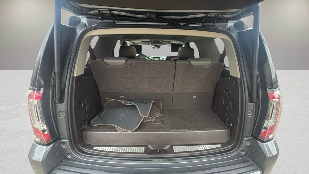 2019 GMC Yukon Denali - Photo 16