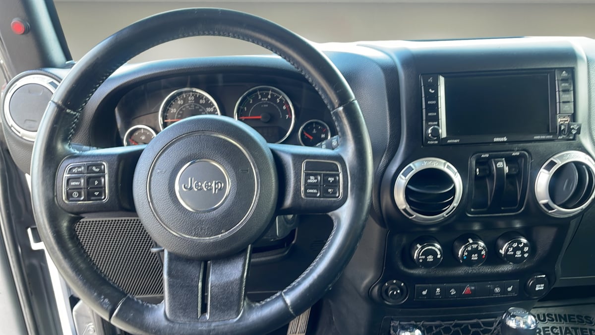 2015 Jeep Wrangler Sahara - Photo 10