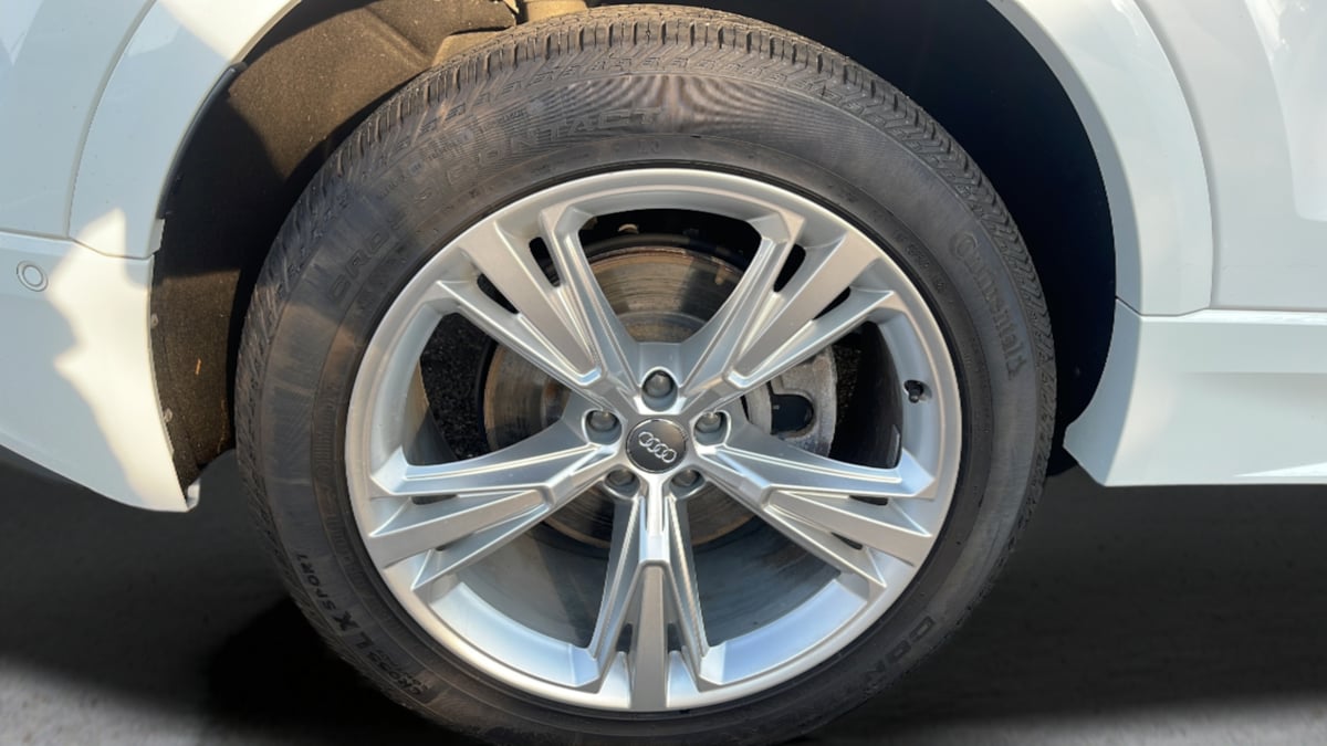 2019 Audi Q8 Premium Plus - Photo 25