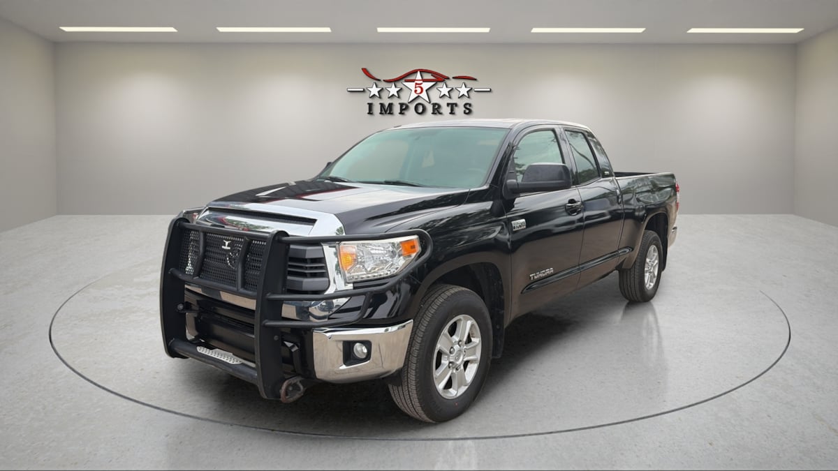 2014 Toyota Tundra 5.7 Auto 4WD SR5 Double Cab's photo