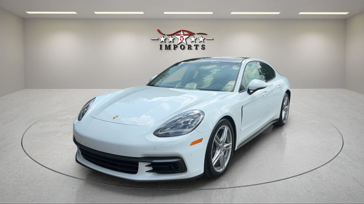 2020 Porsche Panamera 4's photo
