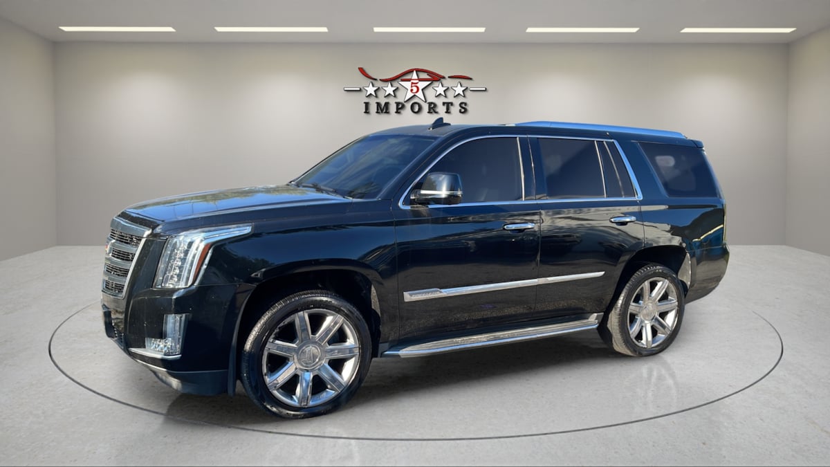 2016 Cadillac Escalade Luxury Collection