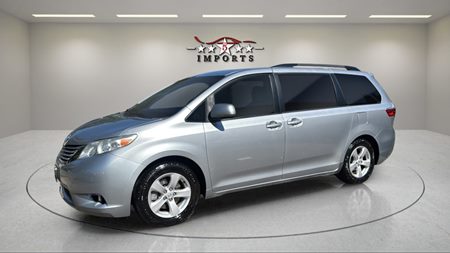 2015 Toyota Sienna LE