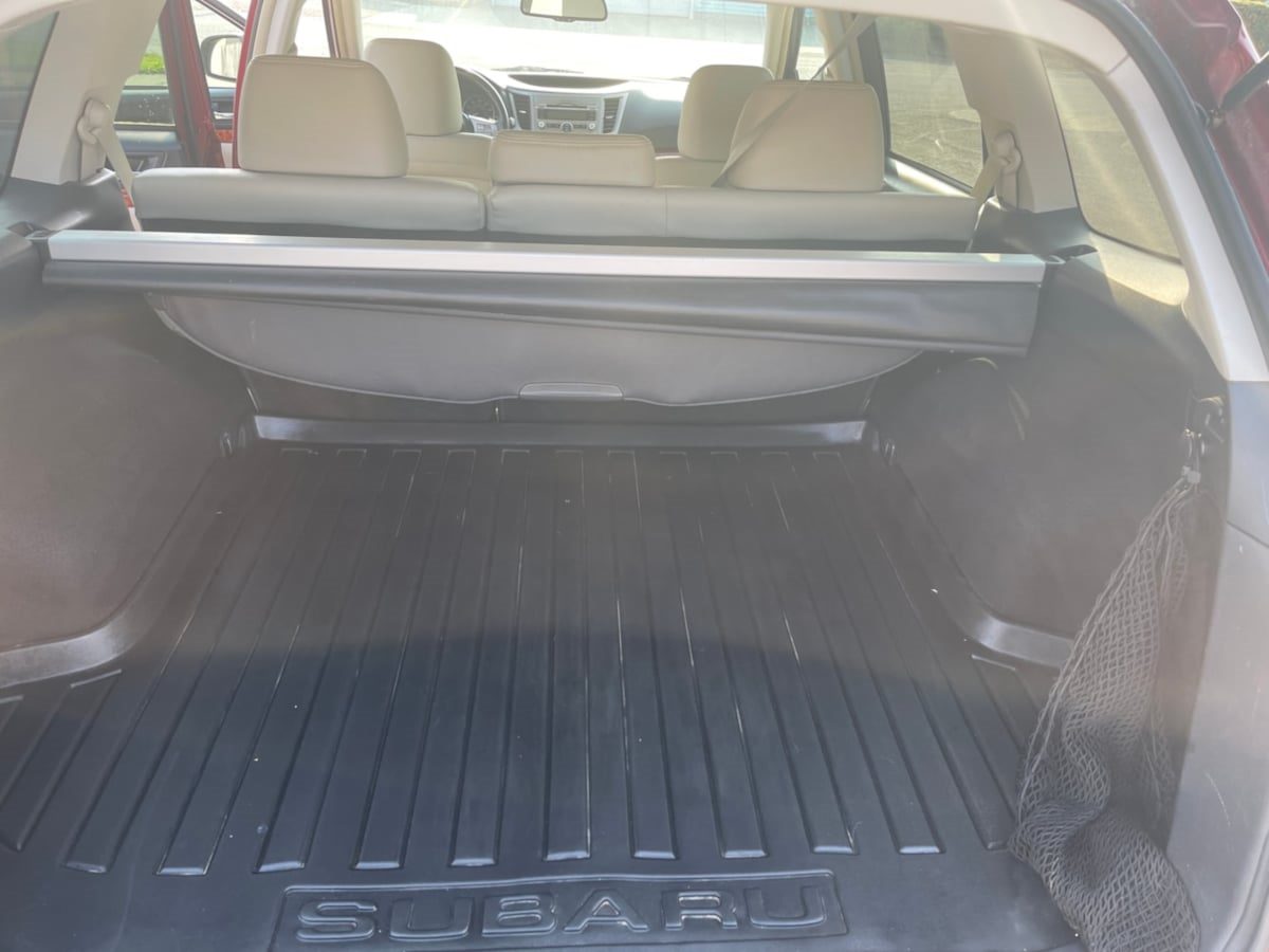 Retractable Cargo Cover For Subaru Outback 2010-2014 – Black, Waterproof, Collapsible Trunk Shade – Direct Replacement