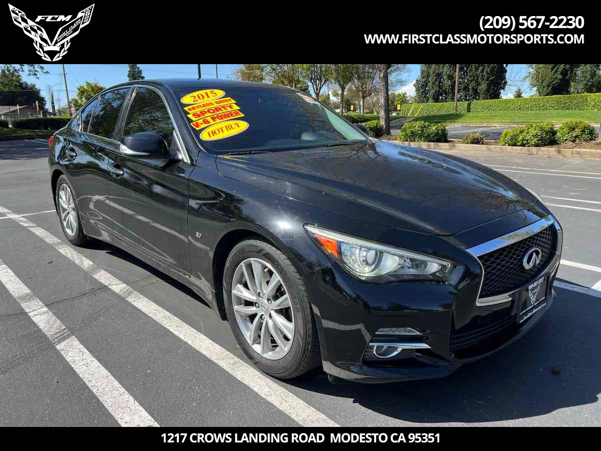 2015 INFINITI Q50 Premium