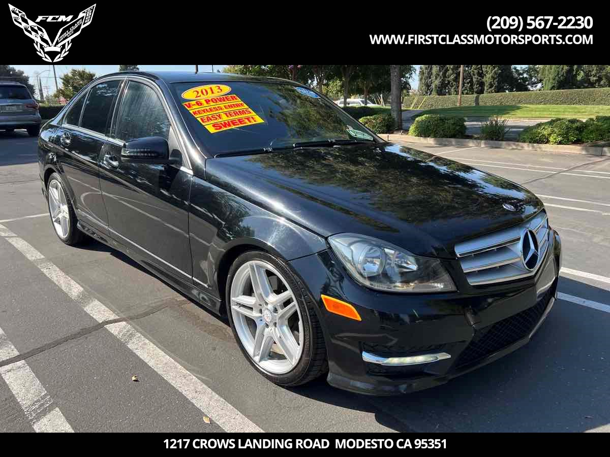 2013 Mercedes-Benz C 300 4MATIC Luxury Sedan