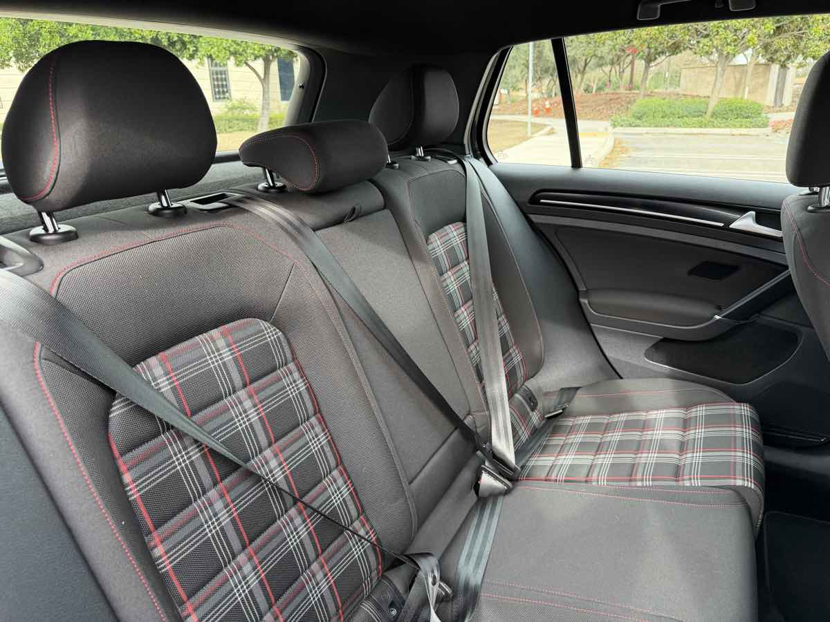 2016 Volkswagen Golf GTI S - Photo 19