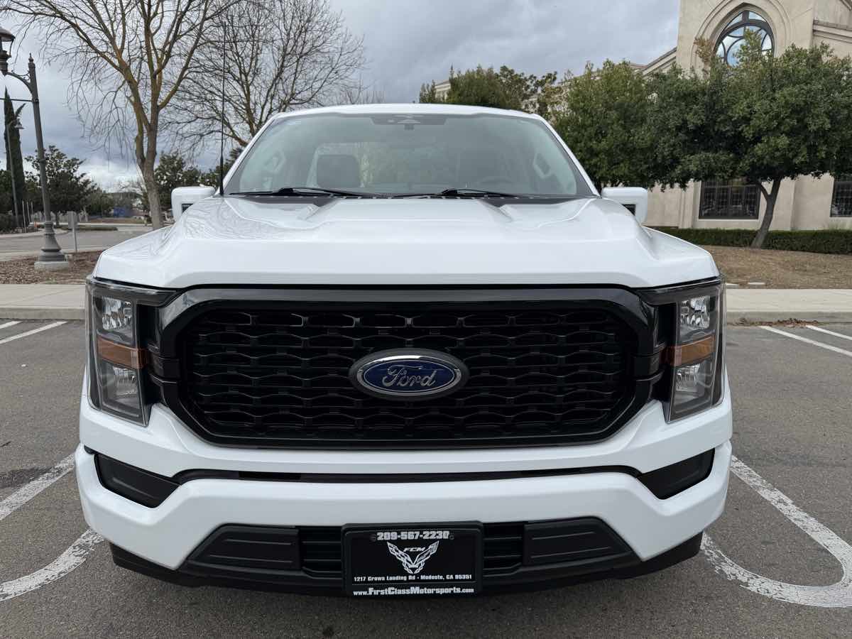 2023 Ford F-150 XL - Photo 2