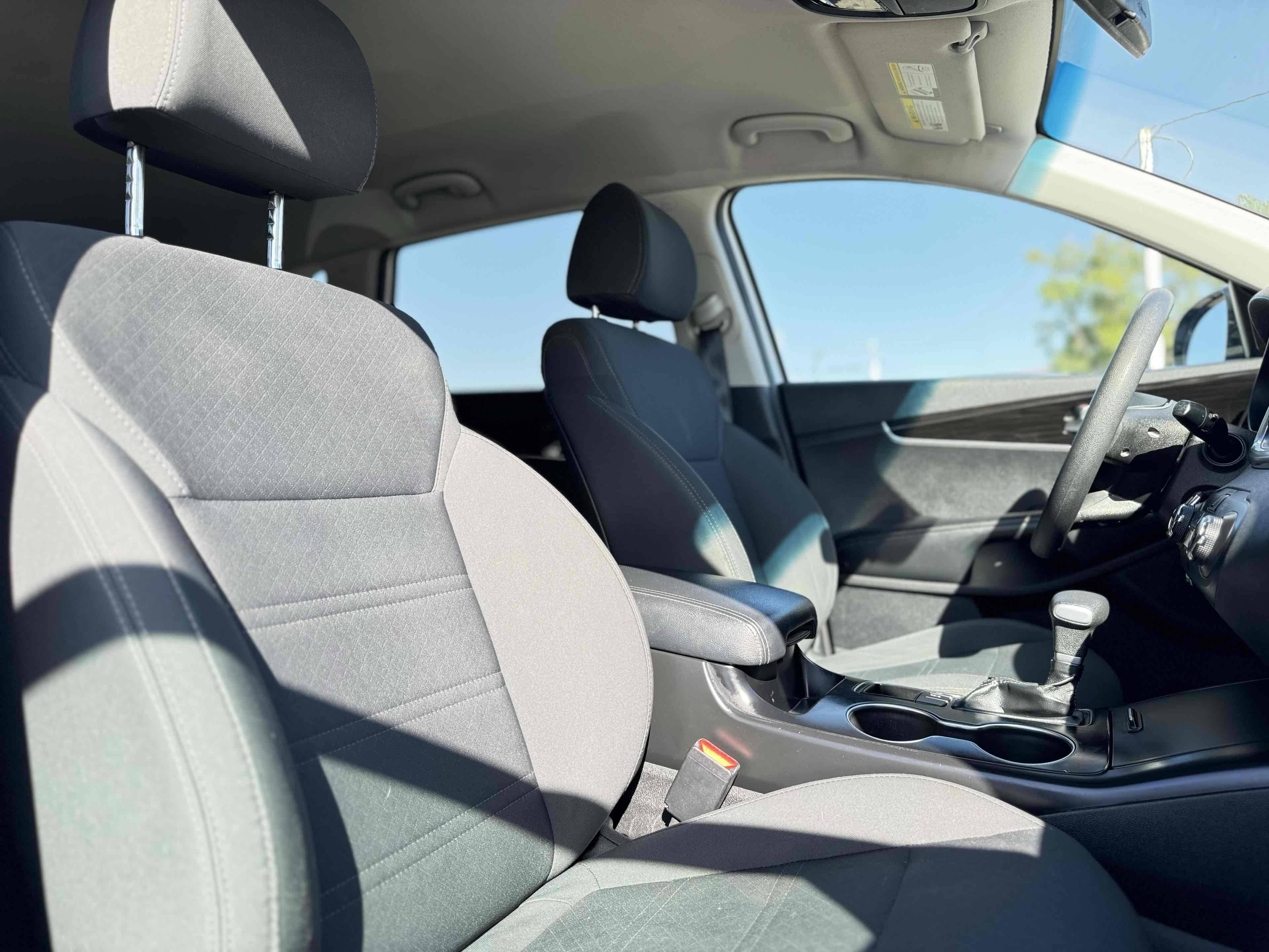 2020 Kia Sorento LX V6 photo 19