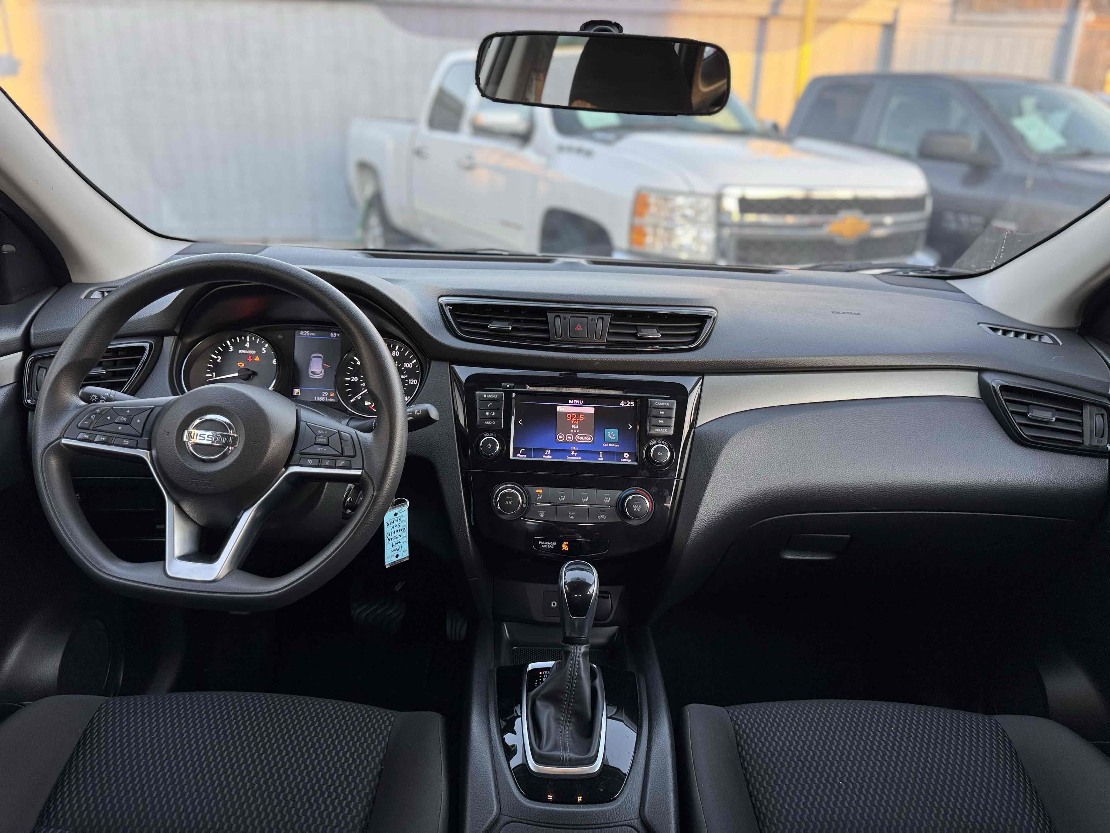 2019 Nissan Rogue Sport S photo 9