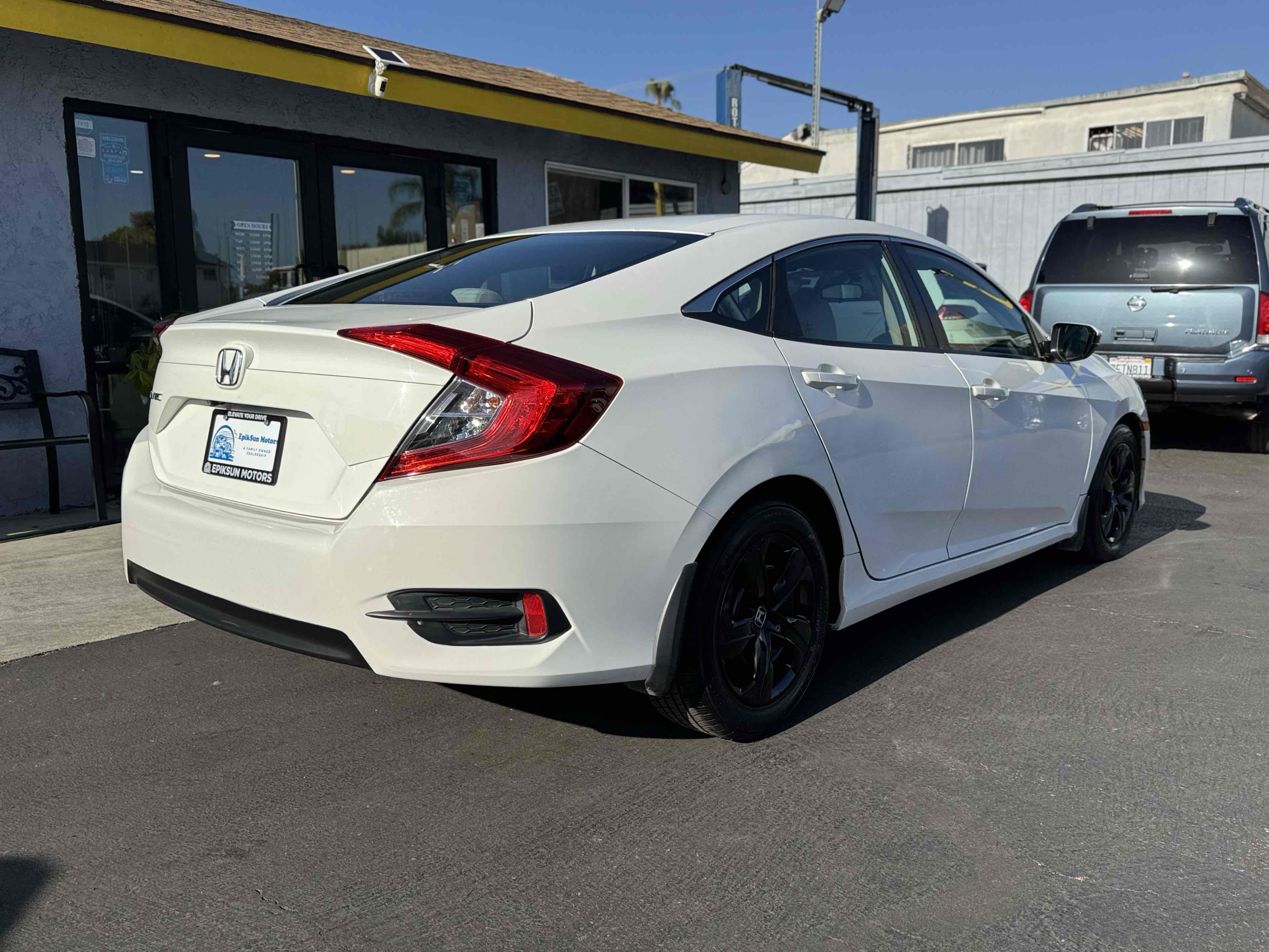 2017 Honda Civic LX photo 2