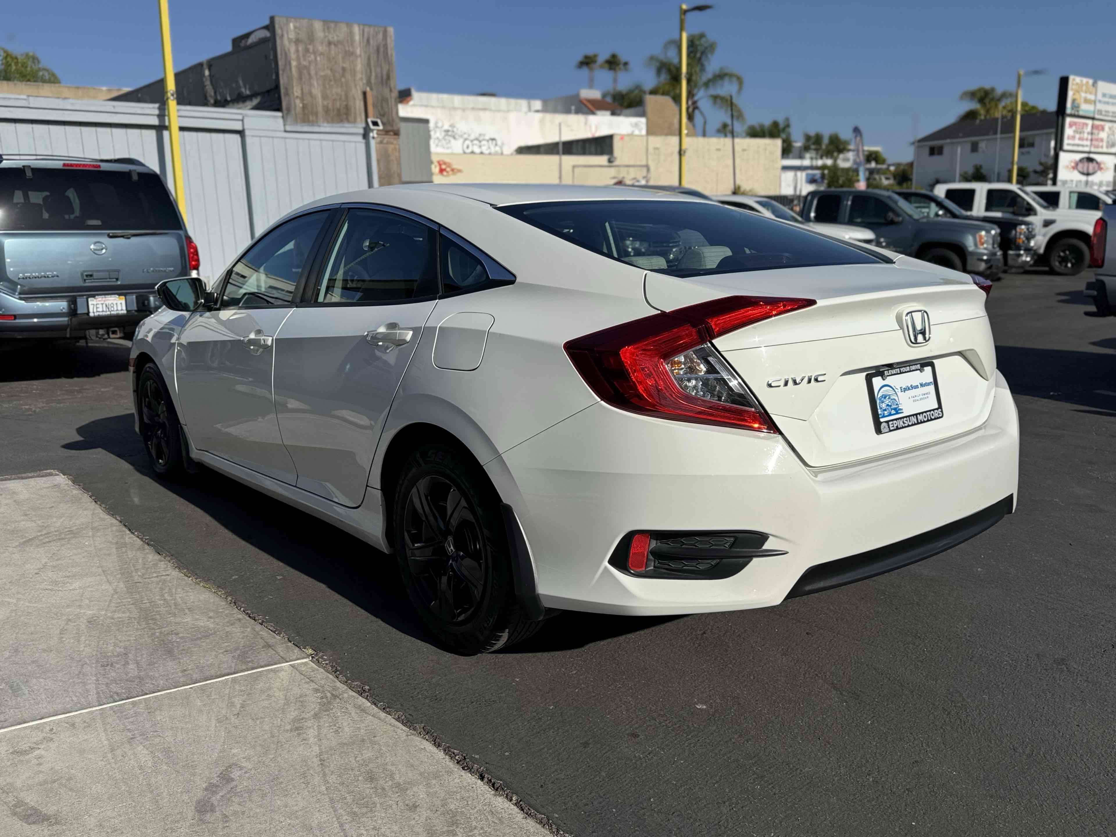 2017 Honda Civic LX photo 4