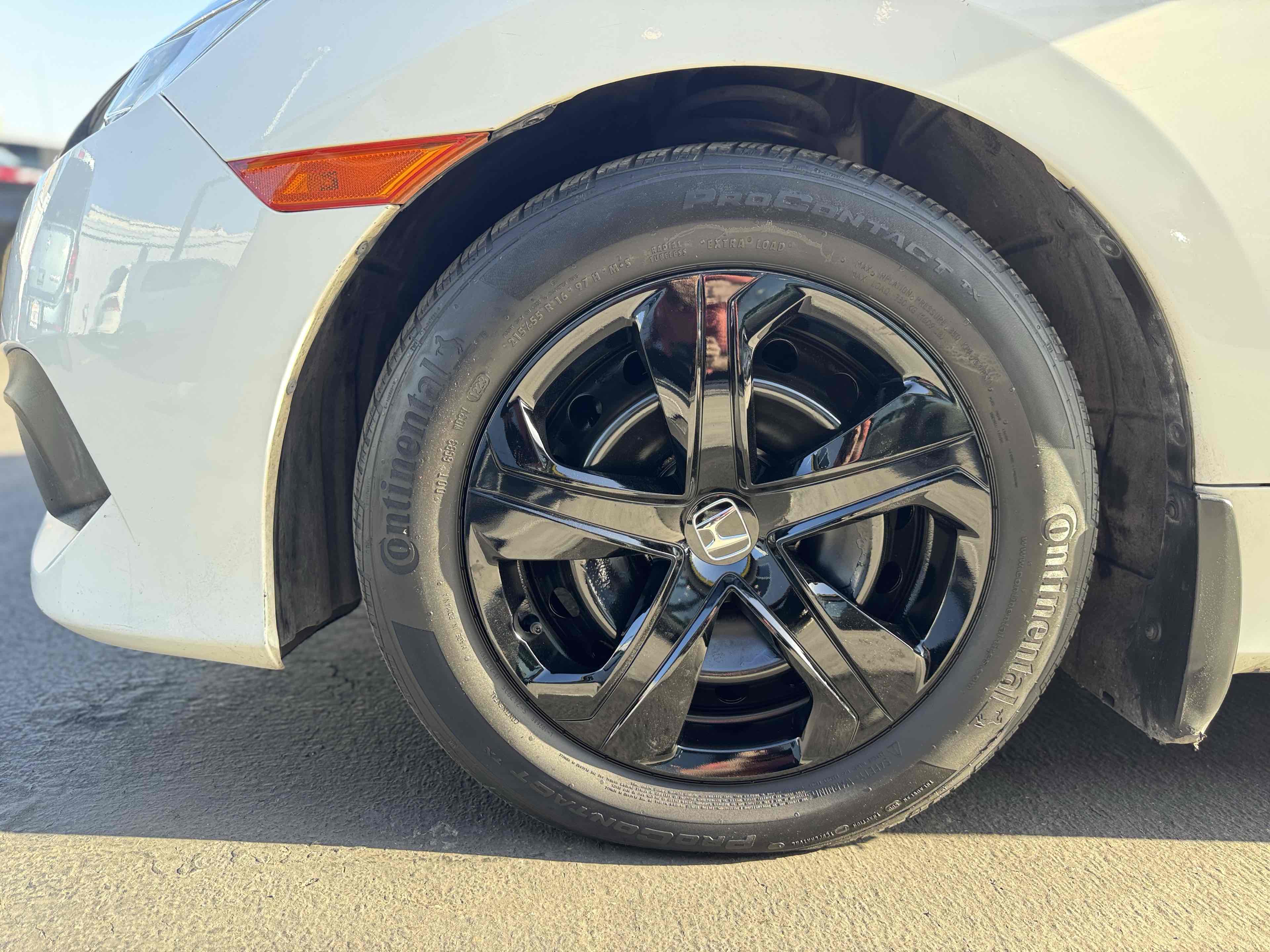 2017 Honda Civic LX photo 25