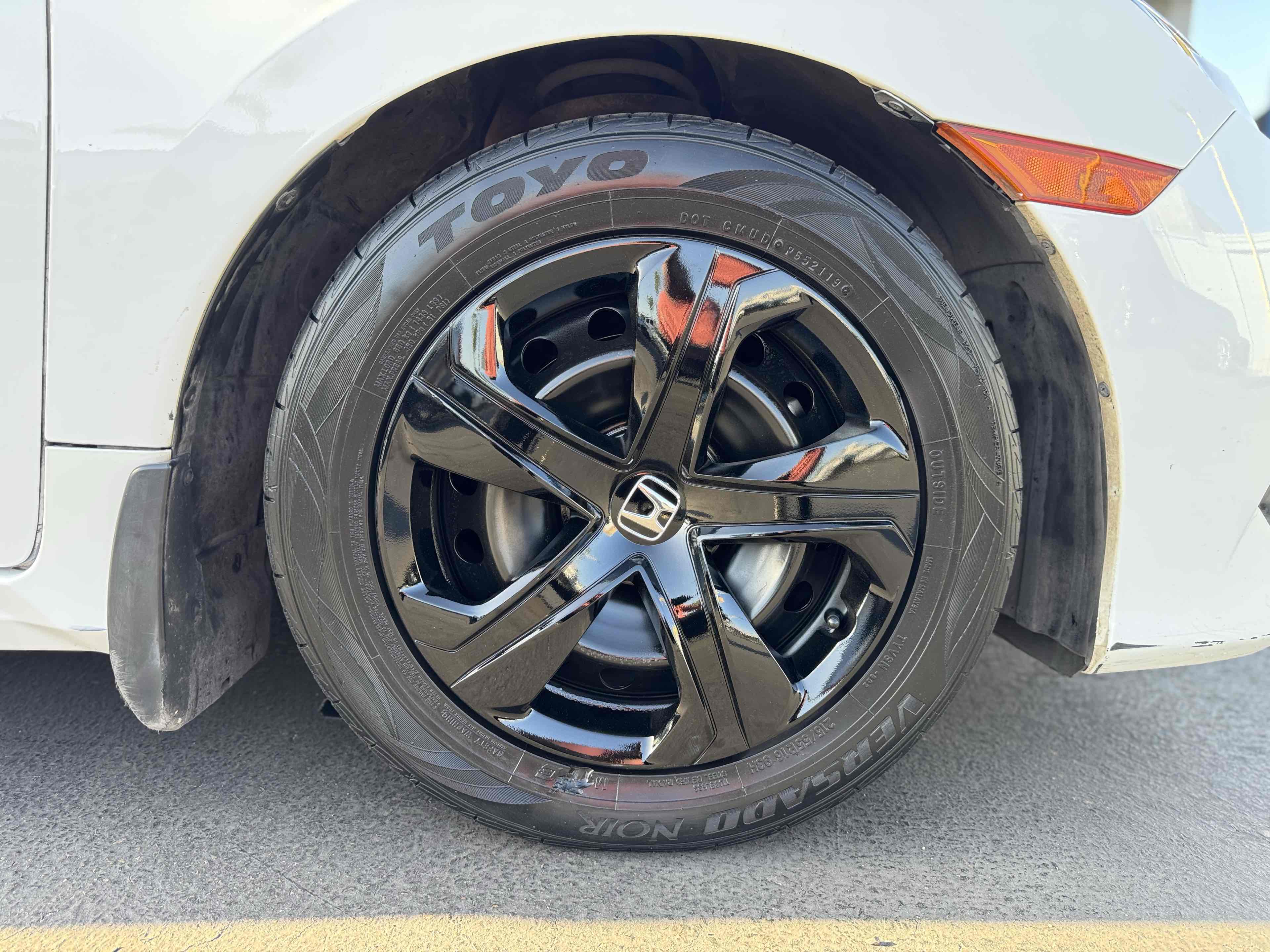 2017 Honda Civic LX photo 26