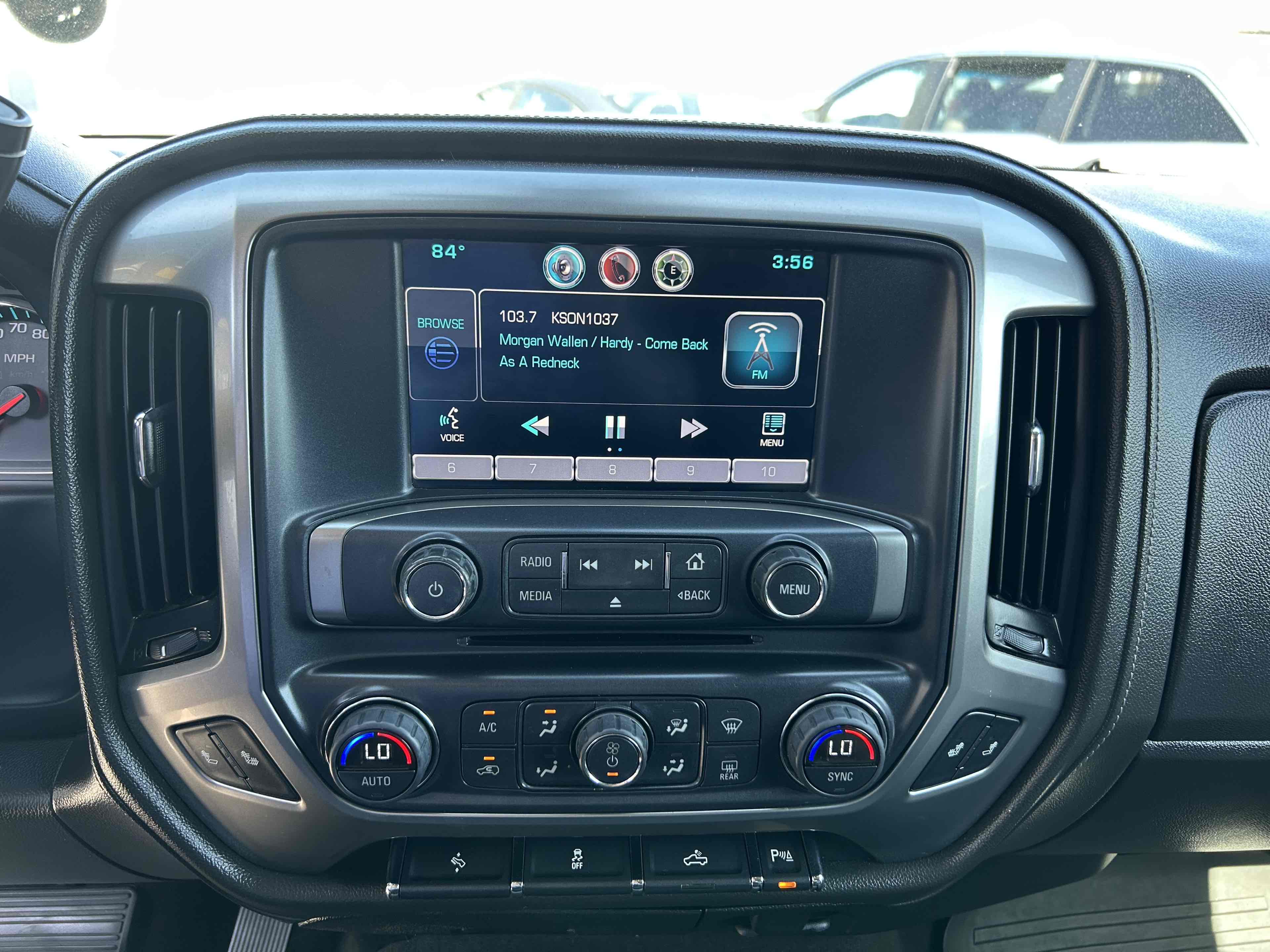 2015 Chevrolet Silverado 1500 LTZ photo 17