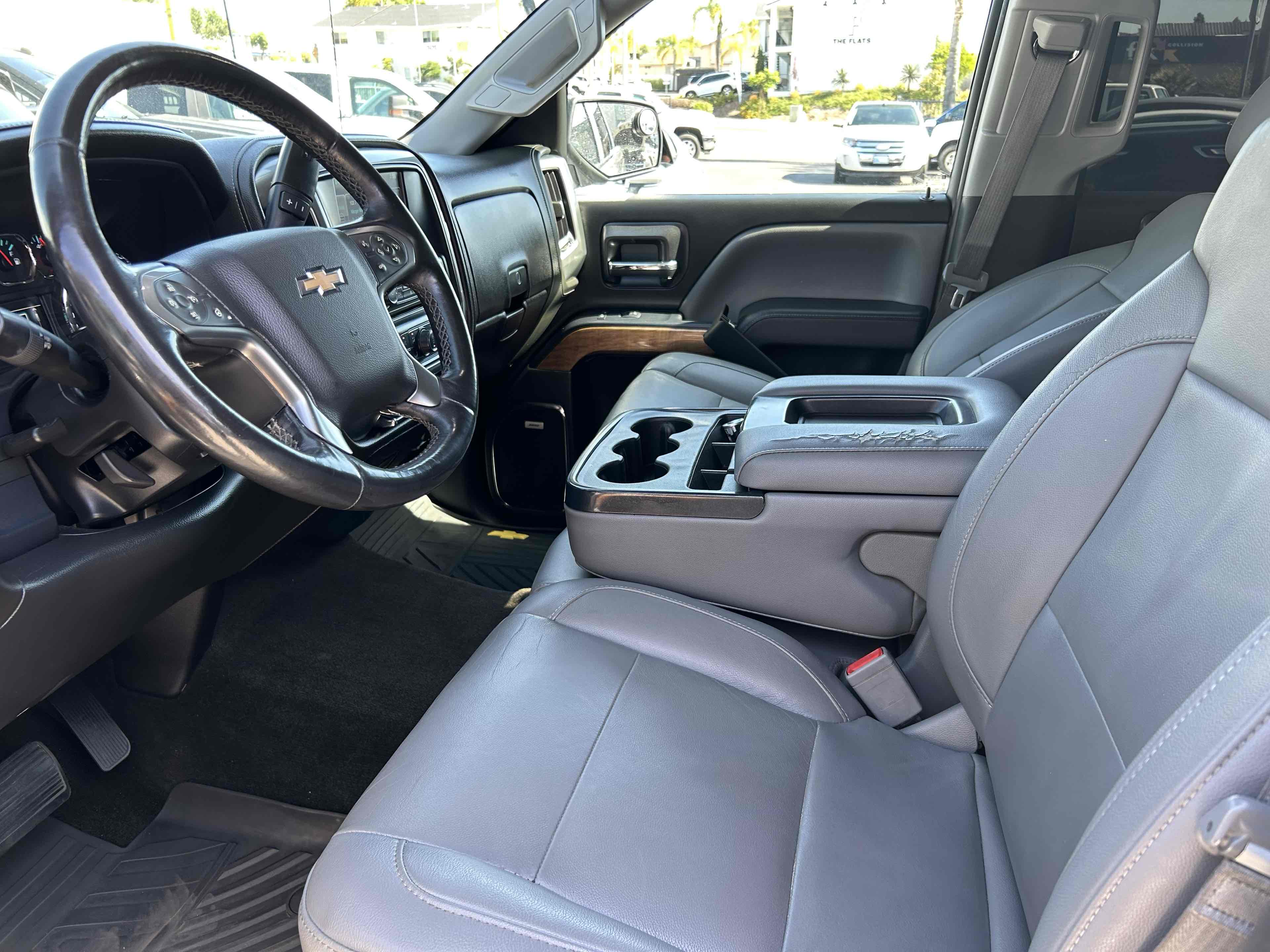 2015 Chevrolet Silverado 1500 LTZ photo 11