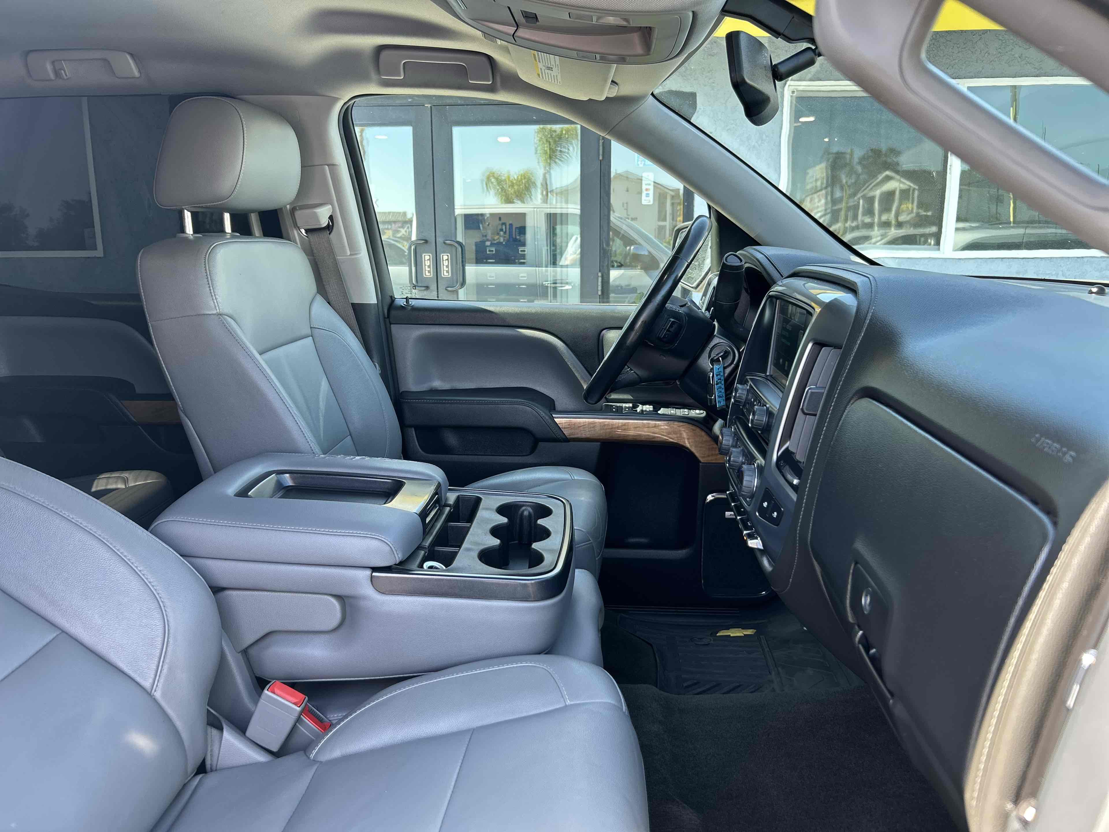2015 Chevrolet Silverado 1500 LTZ photo 14