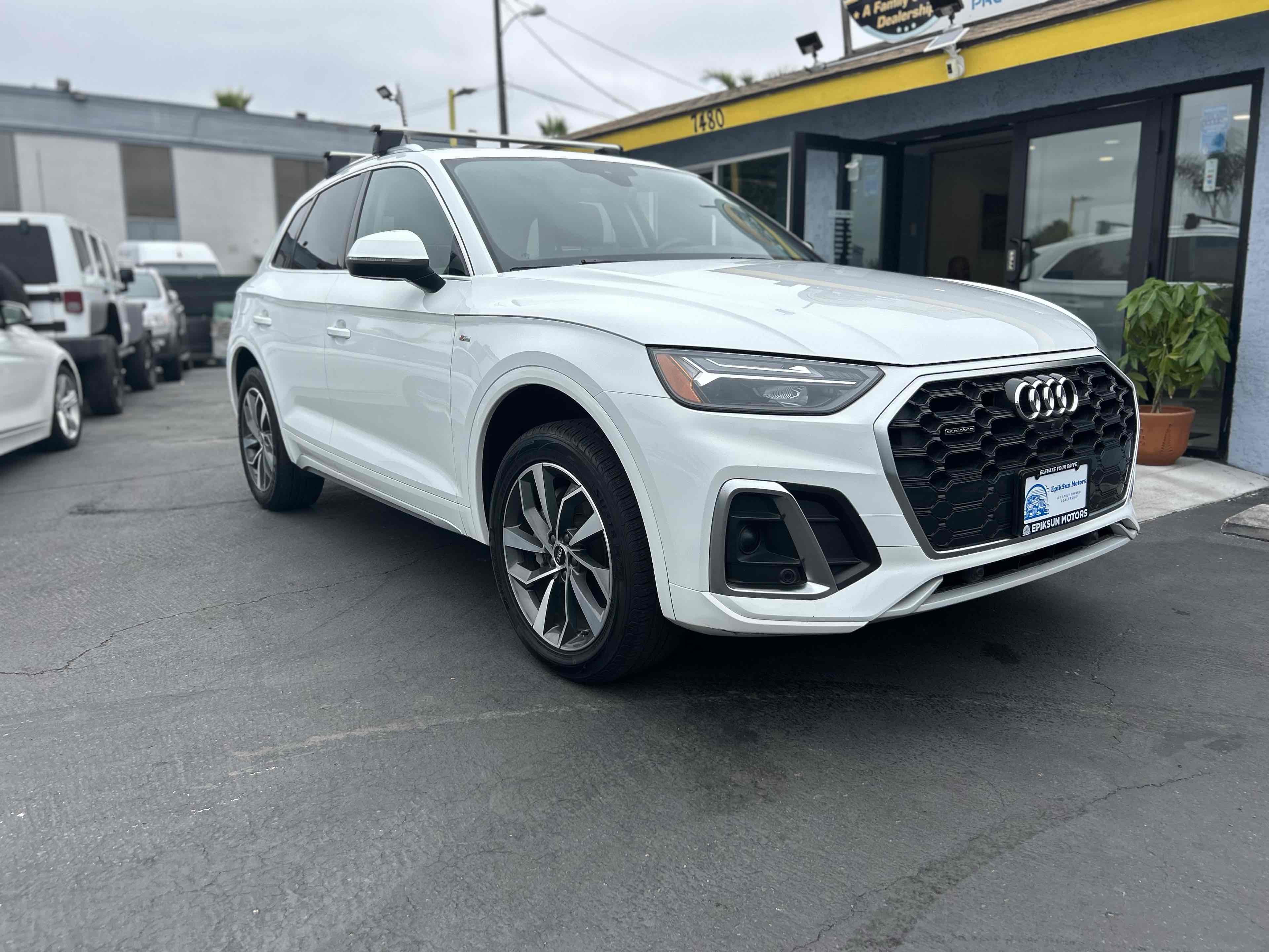 2023 Audi Q5 S line Premium Plus 45 TFSI photo 3
