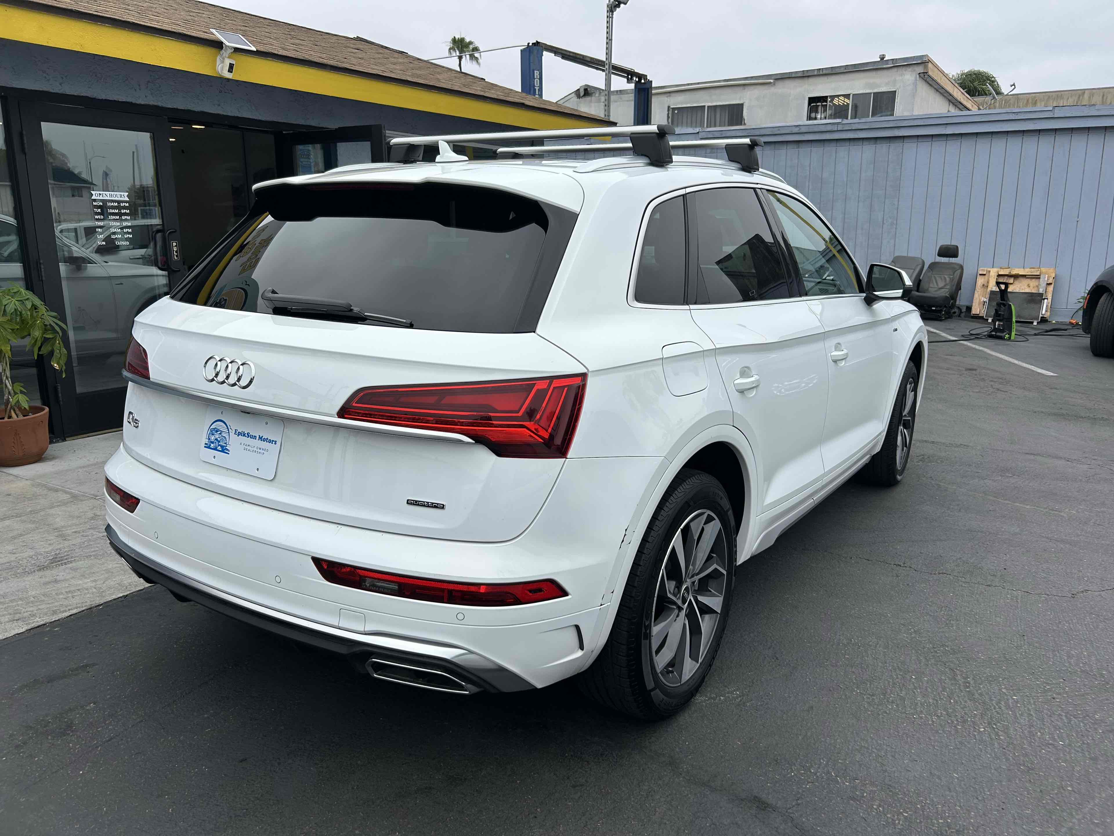 2023 Audi Q5 S line Premium Plus 45 TFSI photo 4