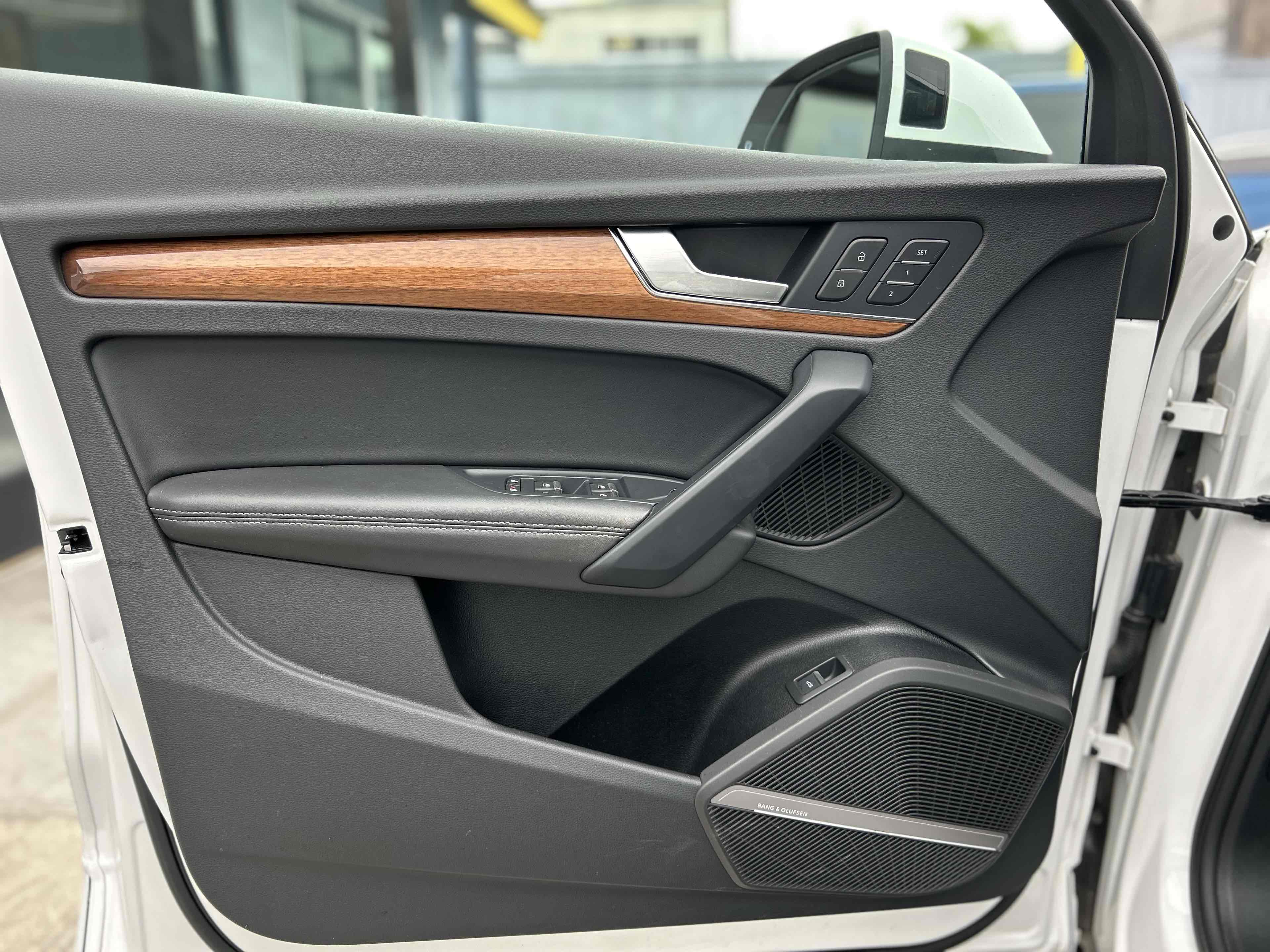 2023 Audi Q5 S line Premium Plus 45 TFSI photo 24