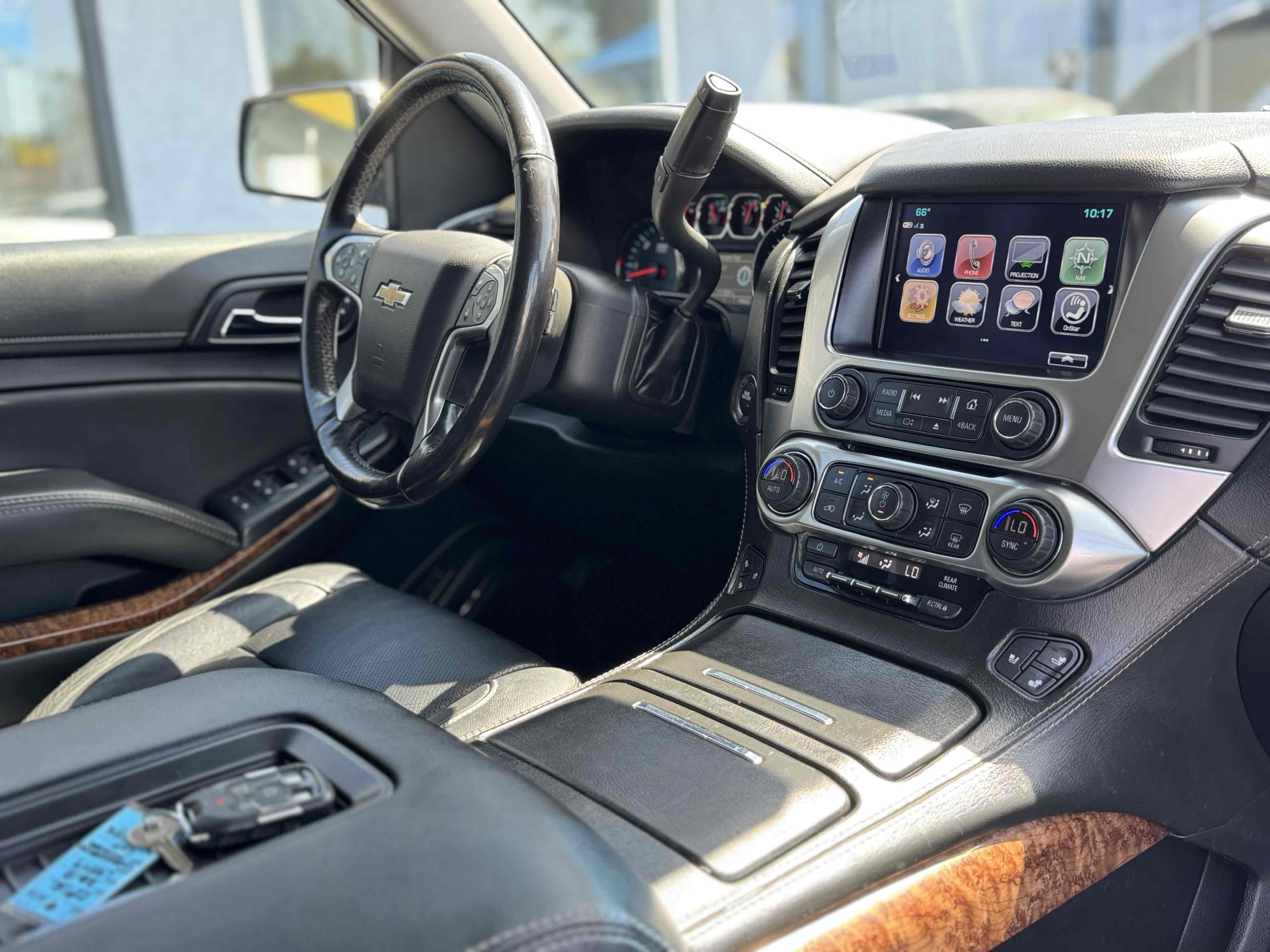 2018 Chevrolet Suburban Premier photo 14