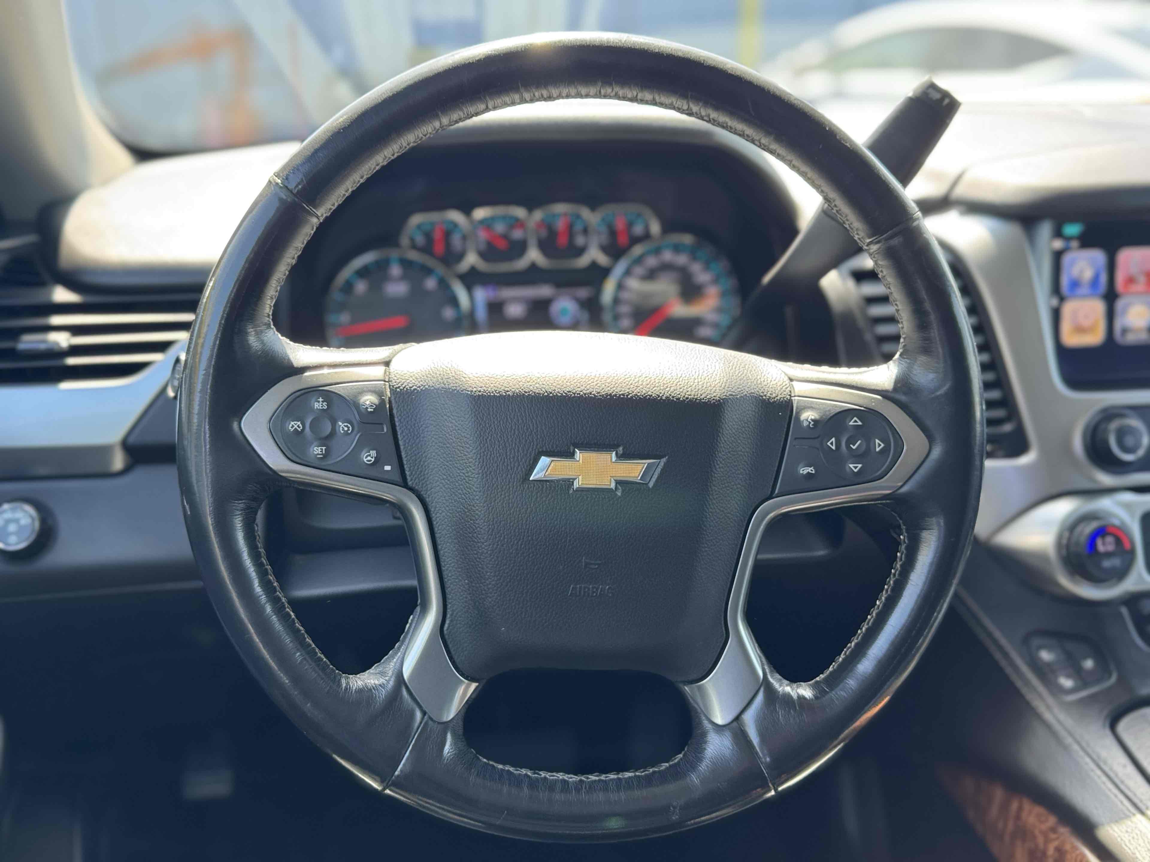 2018 Chevrolet Suburban Premier photo 20