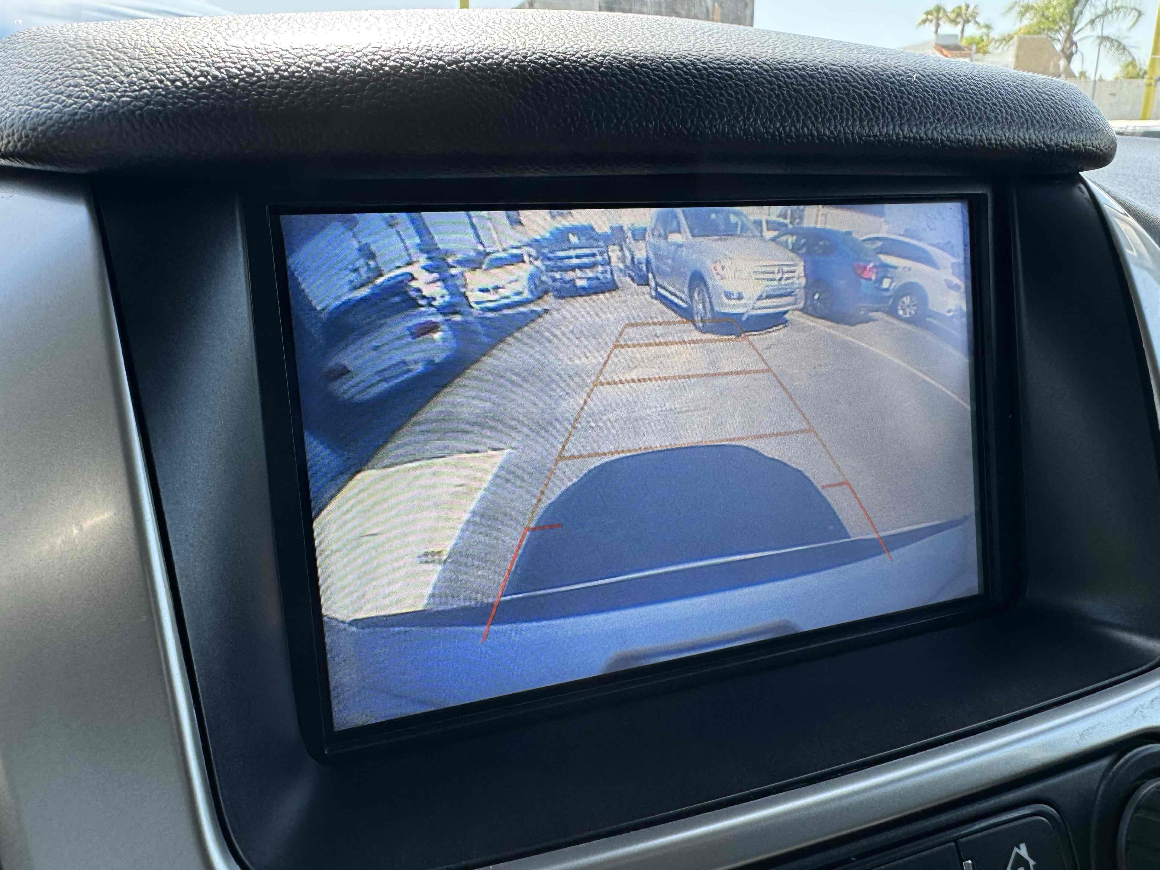 2018 Chevrolet Suburban Premier photo 25