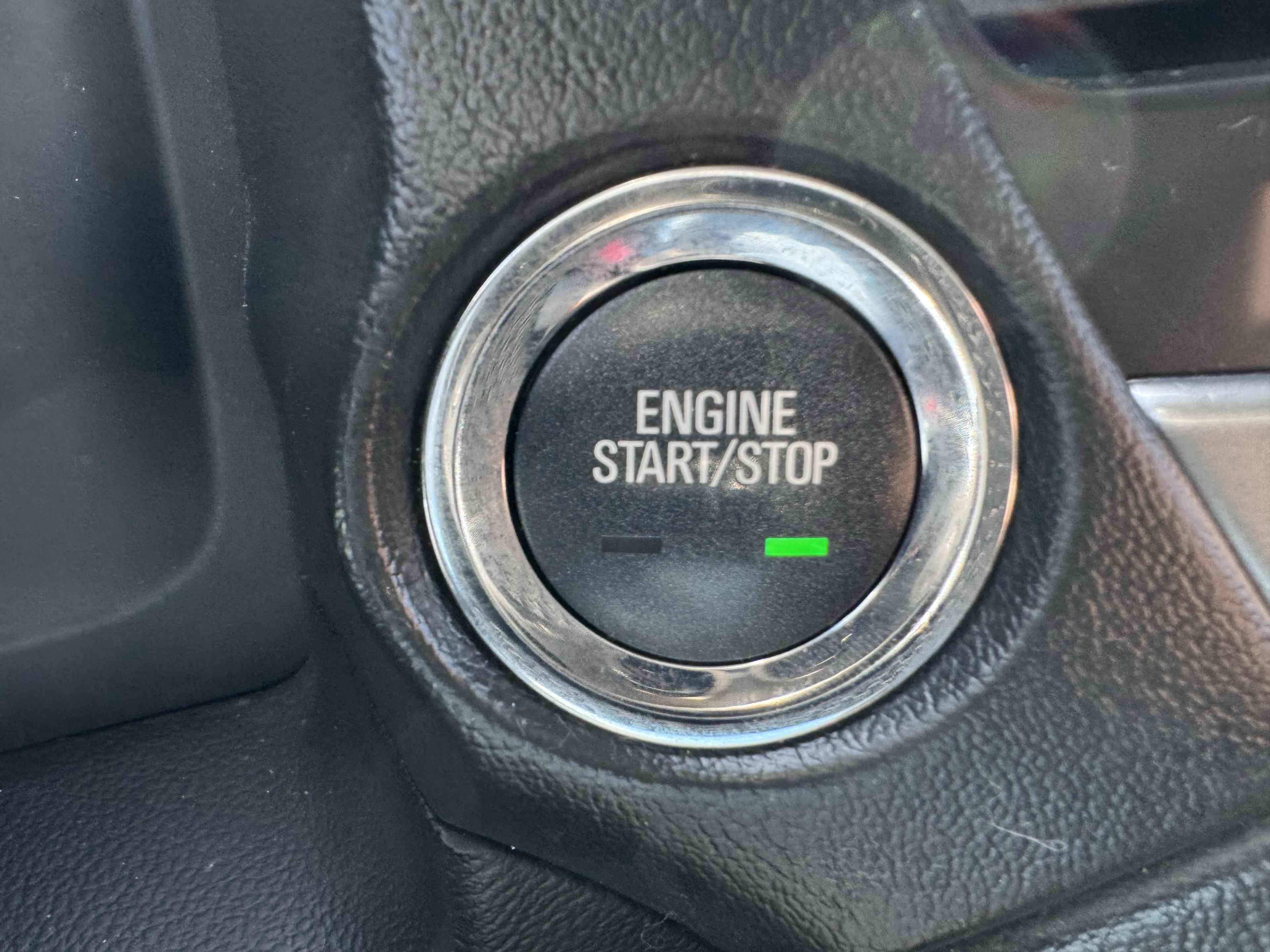 2018 Chevrolet Suburban Premier photo 29
