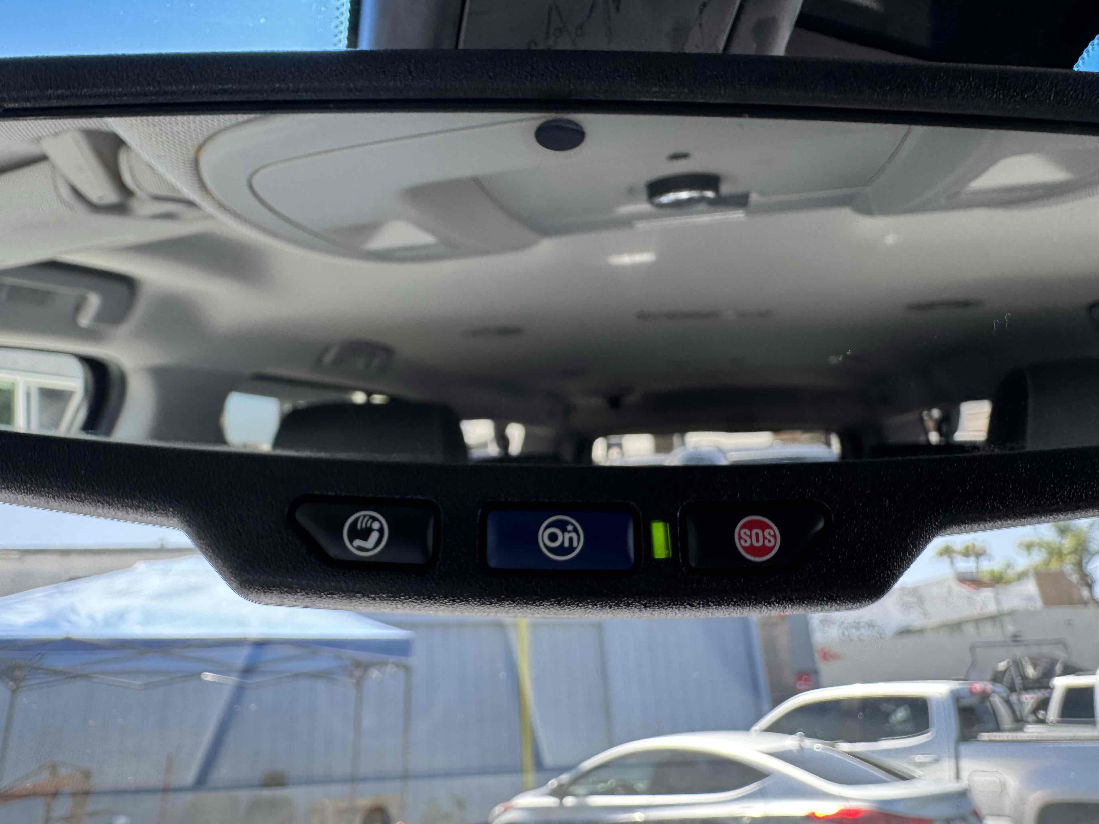 2018 Chevrolet Suburban Premier photo 30