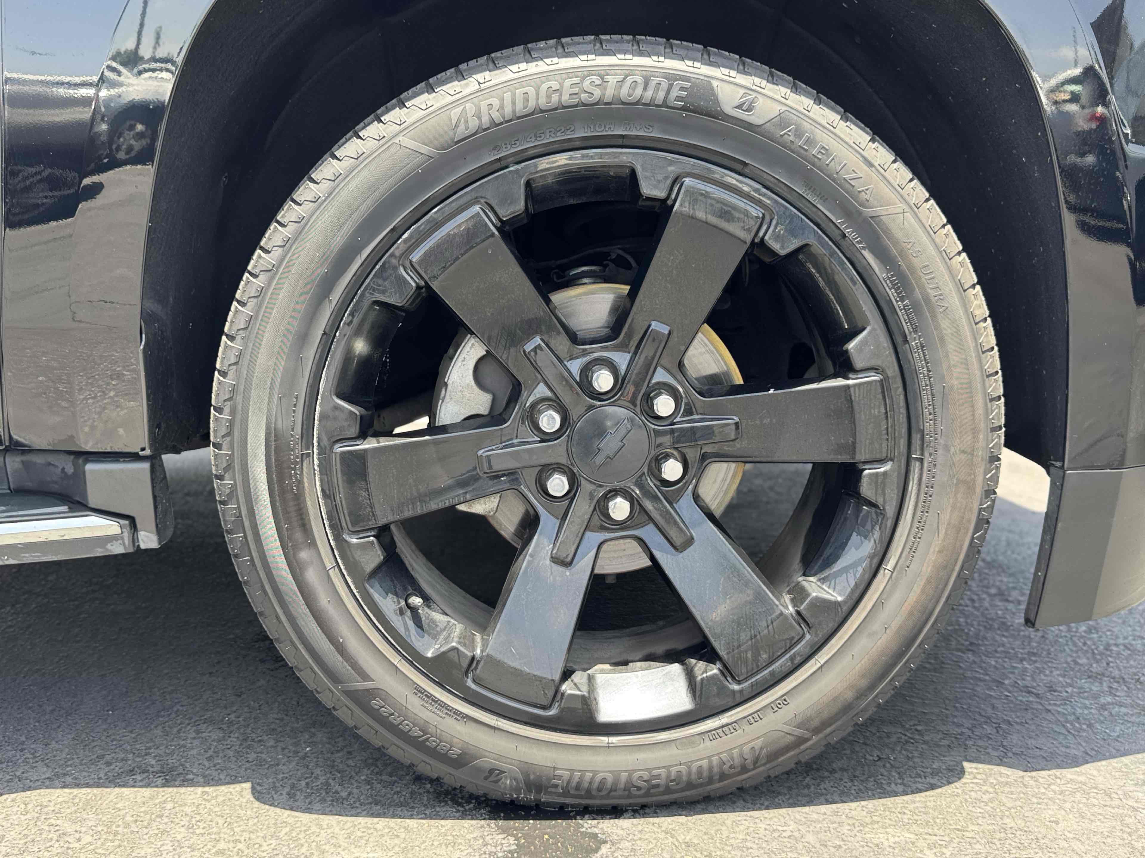 2016 Chevrolet Tahoe LTZ photo 33