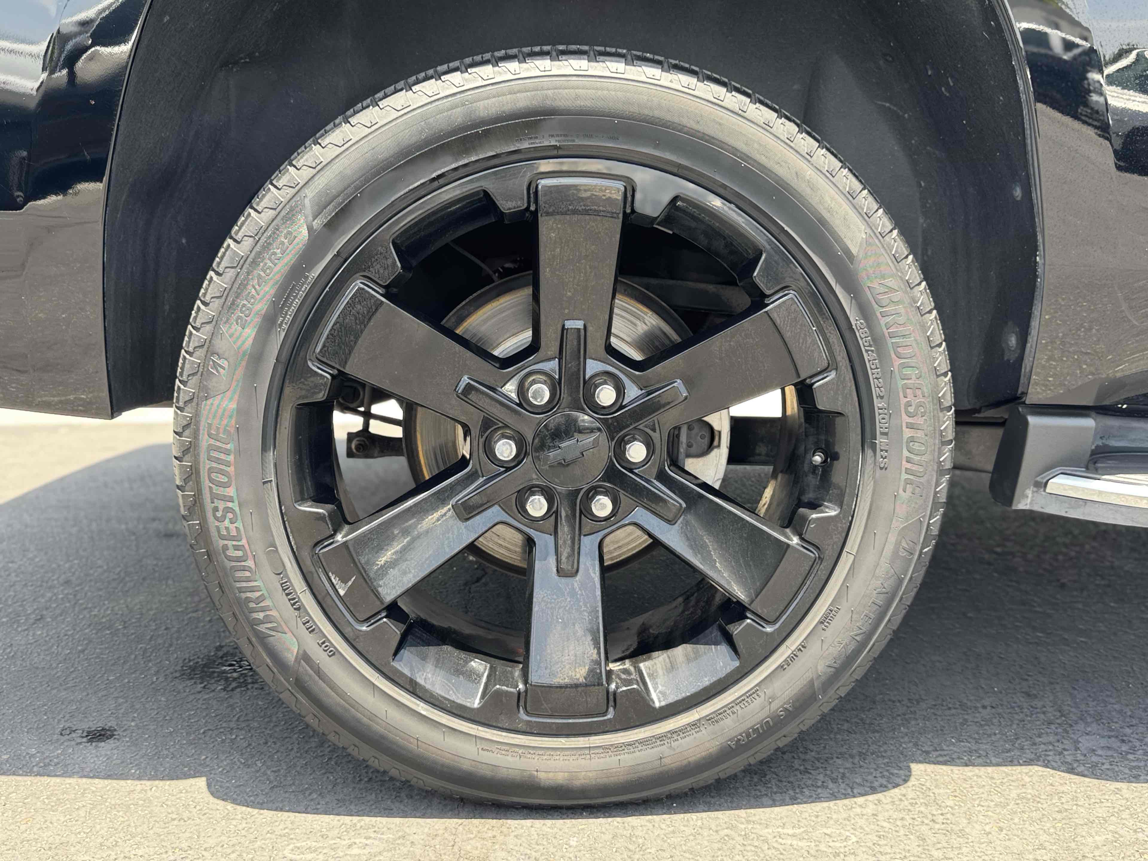 2016 Chevrolet Tahoe LTZ photo 34